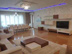 Family Nizami Apartment